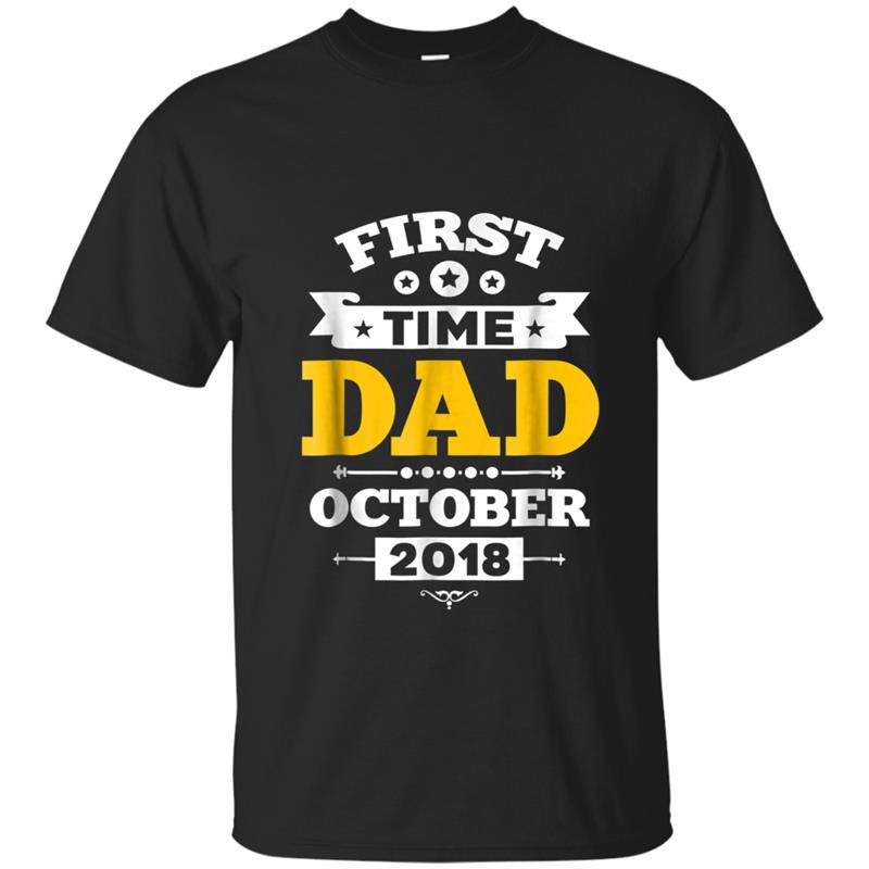 Mens First Time Dad October 2018  Coming Dad Gifts T-shirt-mt