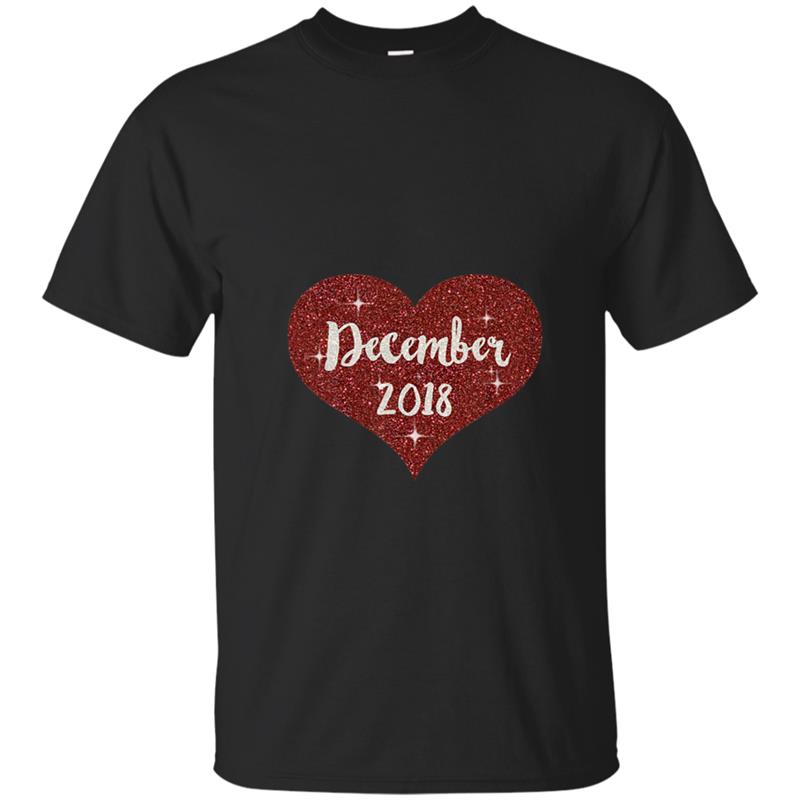 Womens Due in December 2018 Pregnant Reveal Expectant Mom T-shirt-mt